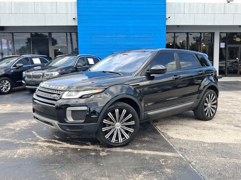 Used 2016 Land Rover Range Rover Evoque SE AWD/4WD image 2