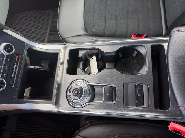 Used 2024 Ford Edge ST-Line AWD/4WD image 29
