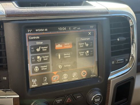 Used 2017 RAM 1500 Laramie w/ Convenience Group image 14