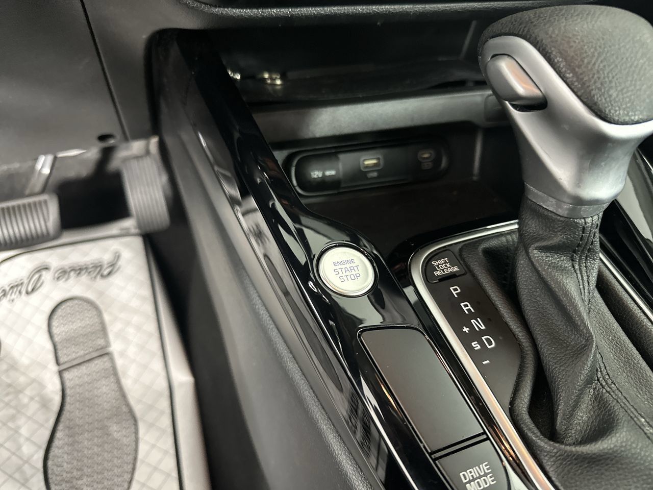 Certified 2023 Kia Soul S FWD image 8