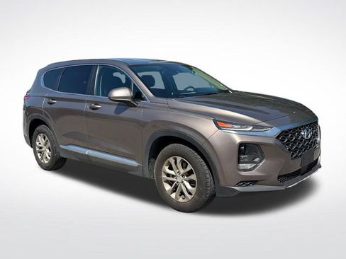 Used 2020 Hyundai Santa Fe SE w/ Cargo Package FWD image 9