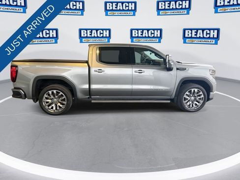 Used 2024 GMC Sierra 1500 Denali w/ Denali Reserve Package image 9
