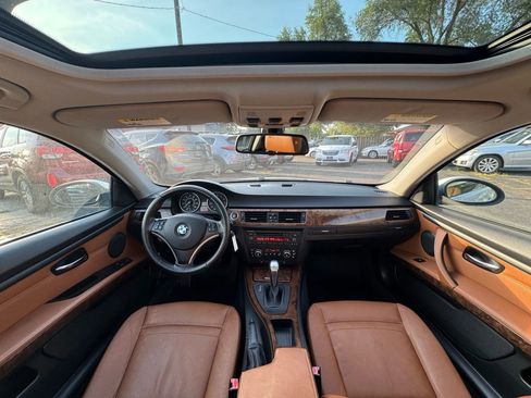 Used 2009 BMW 328i xDrive Coupe image 3