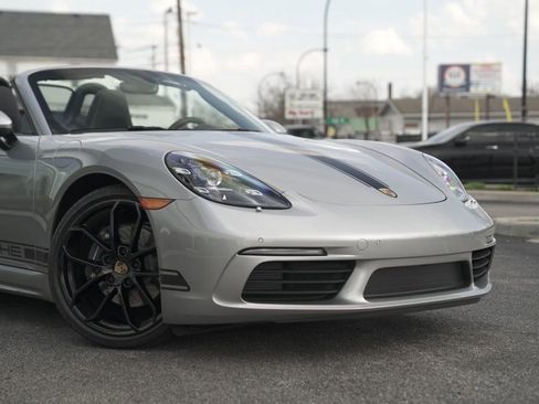 Used 2025 Porsche 718 Boxster RWD image 37