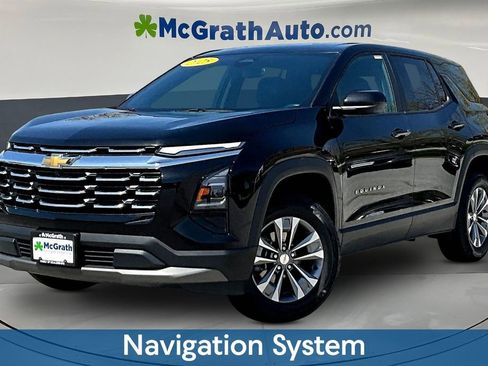 Used 2025 Chevrolet Equinox LT AWD/4WD image 3