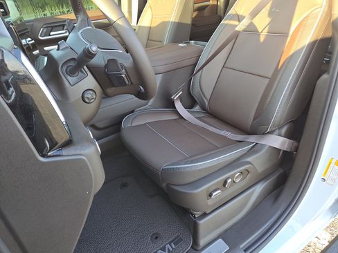 New 2026 GMC Sierra 1500 Denali AWD/4WD image 27