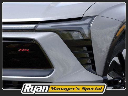 New 2025 Chevrolet Blazer EV RS image 10