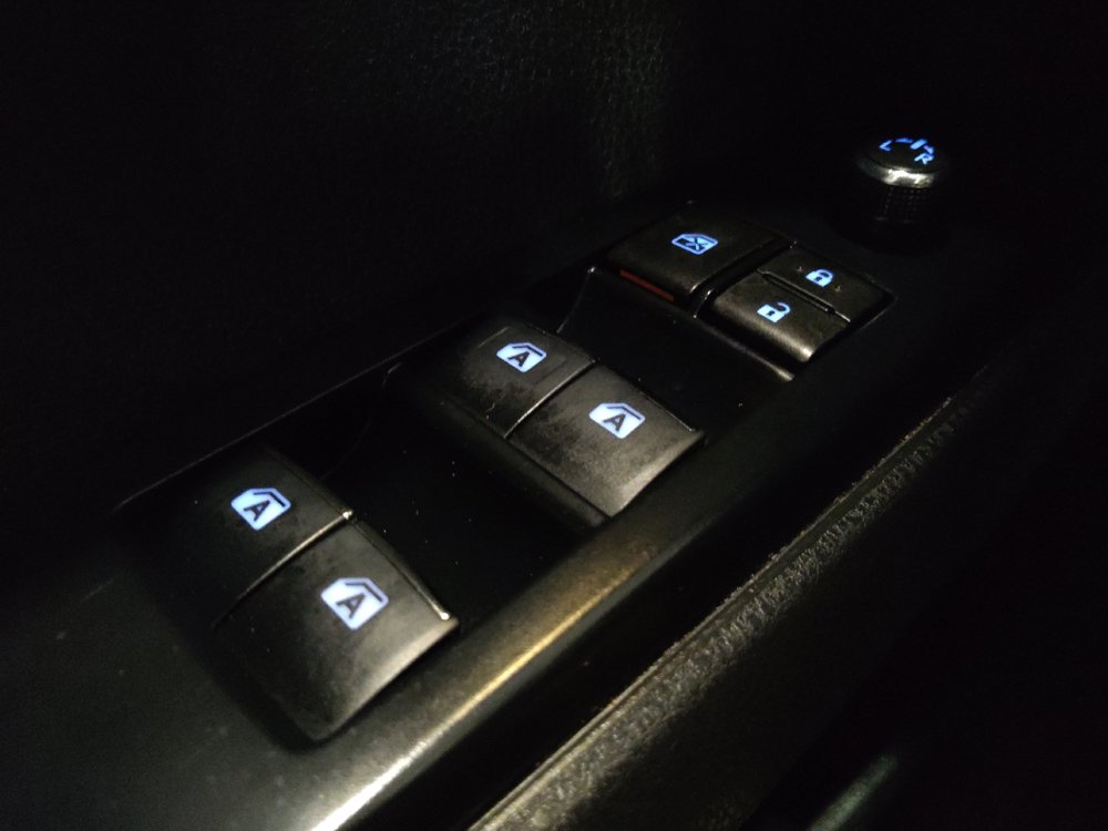 Used 2019 Toyota Camry XSE FWD image 27