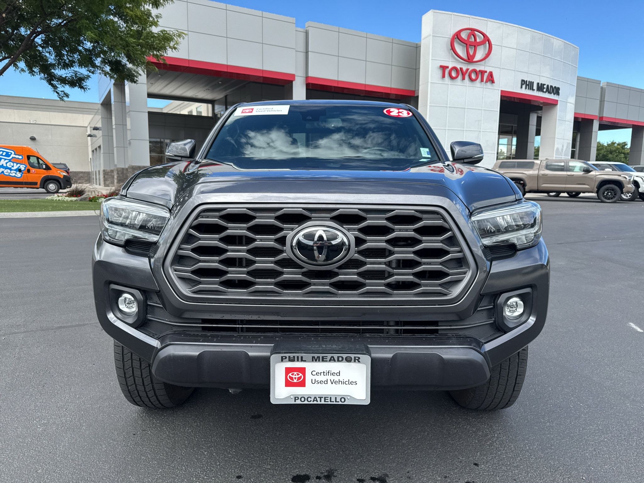 Certified 2023 Toyota Tacoma TRD Off-Road AWD/4WD image 6