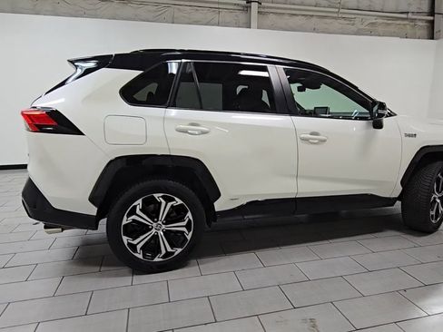 Certified 2022 Toyota RAV4 XSE w/ Premium Package image 9