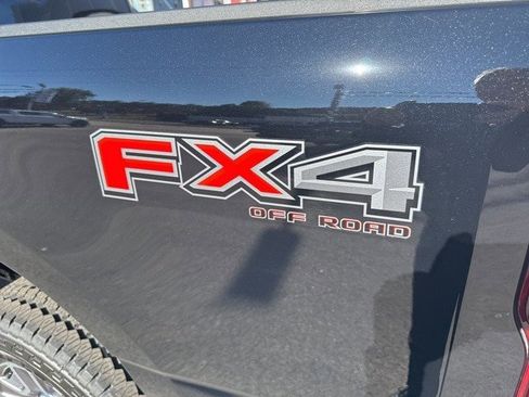 New 2026 Ford F250 Lariat w/ FX4 Off-Road Package image 8