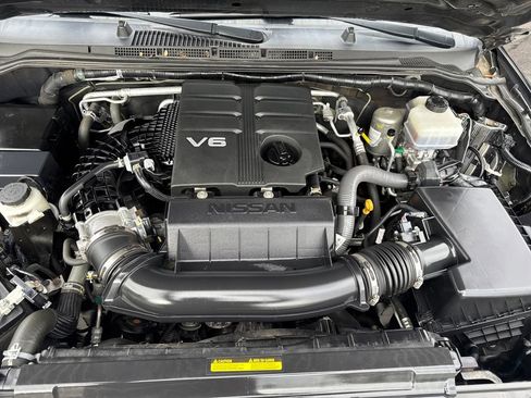 Used 2021 Nissan Frontier SV image 22