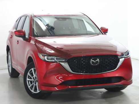 Certified 2025 MAZDA CX-5 AWD 2.5 S w/ Preferred Package image 1