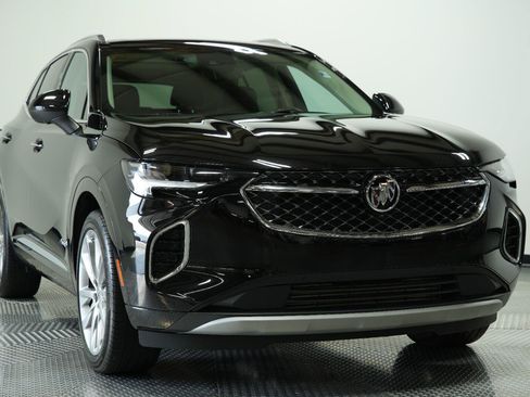 Used 2023 Buick Envision Avenir AWD/4WD image 2