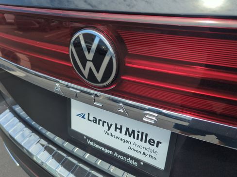 New 2026 Volkswagen Atlas SE image 23