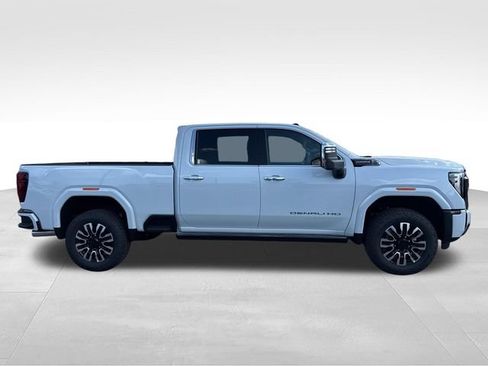 New 2026 GMC Sierra 2500 Denali Ultimate AWD/4WD image 6