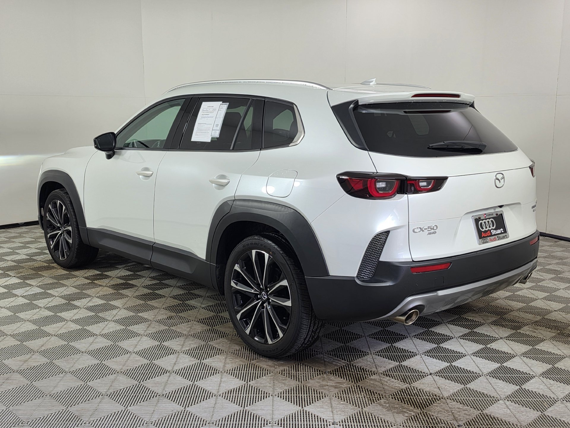 Used 2025 MAZDA CX-50 AWD 2.5 Turbo w/ Weather Package image 39