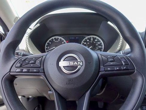 Used 2024 Nissan Sentra S FWD image 13