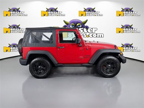 Used 2014 Jeep Wrangler Sport image 4