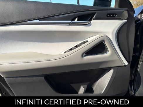 Certified 2026 INFINITI QX60 Luxe w/ Family Package image 29