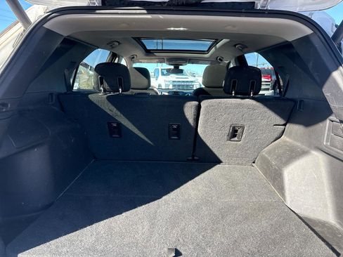 Used 2018 Chevrolet Equinox LT w/ Sun & Infotainment Package image 18