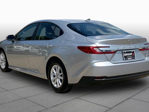 Used 2025 Toyota Camry LE FWD image 12