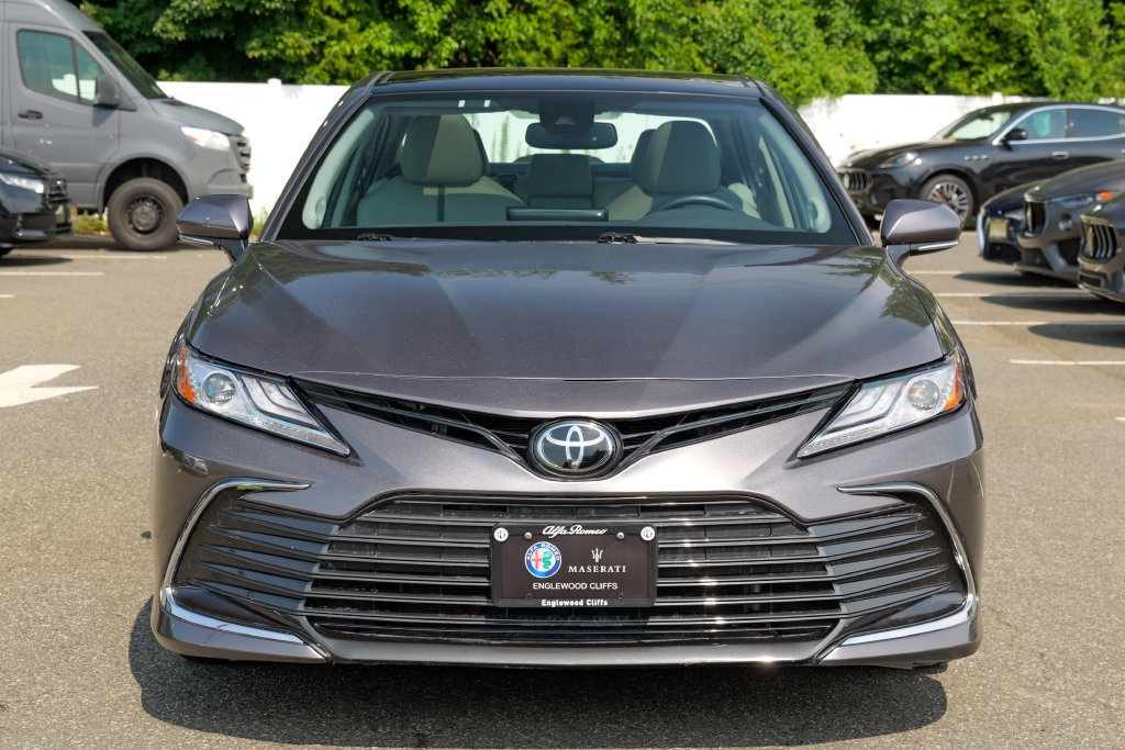 Used 2023 Toyota Camry XLE w/ Navigation Package AWD/4WD image 2