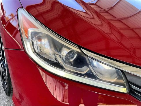 Used 2017 Honda Accord Sport image 28