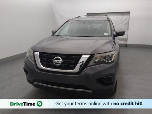 Used 2020 Nissan Pathfinder S image 1