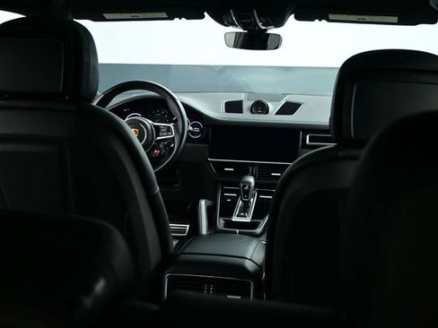 Used 2021 Porsche Cayenne GTS image 75