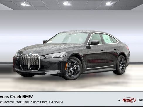 Used 2026 BMW i4 xDrive40i w/ Premium Package AWD/4WD image 1