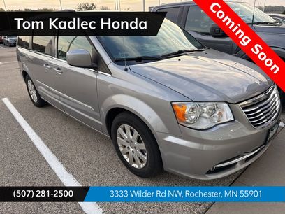 Used 2016 Chrysler Town & Country Touring