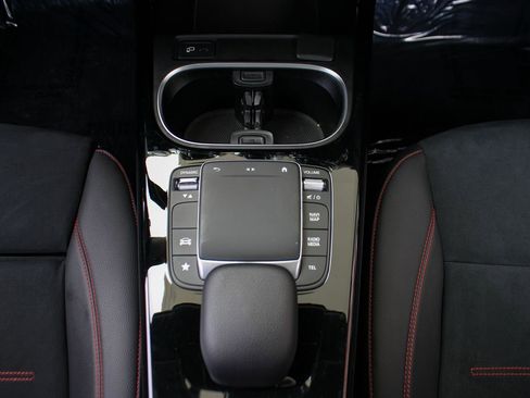 Used 2022 Mercedes-Benz A 220 image 34