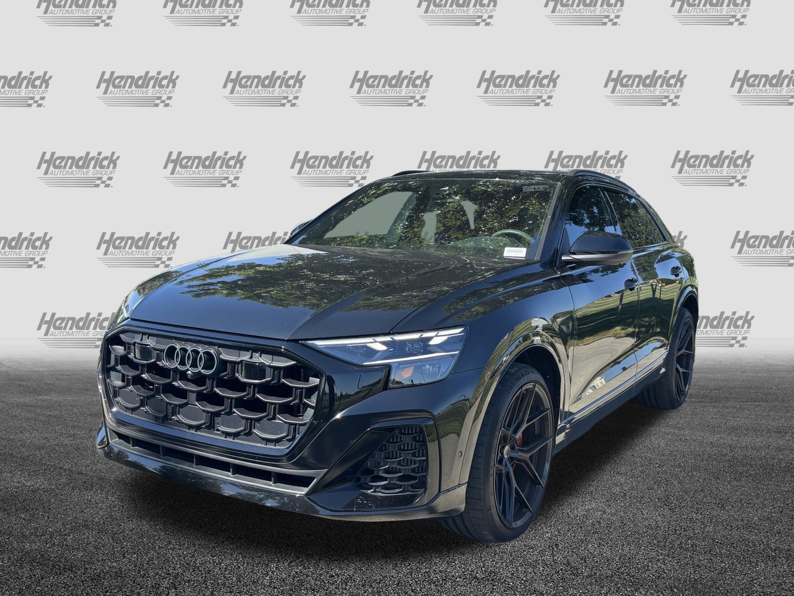 Used 2025 Audi SQ8 Premium Plus AWD/4WD image 6