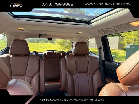 Used 2019 Subaru Ascent Touring AWD/4WD image 18
