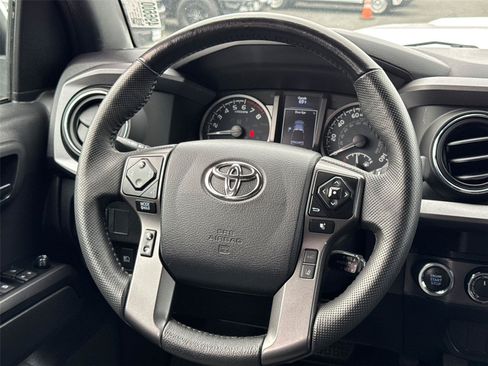 Used 2023 Toyota Tacoma TRD Sport AWD/4WD image 23