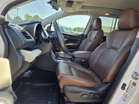 Used 2019 Subaru Ascent Touring AWD/4WD image 12