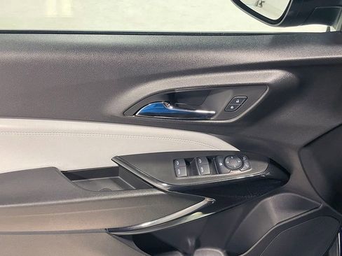 Used 2024 Chevrolet Trax LT image 17