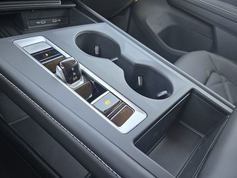 New 2026 Volkswagen Atlas SE image 16