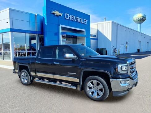 Used 2018 GMC Sierra 1500 SLT image 1