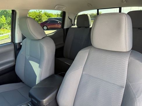 Used 2017 Toyota Tacoma SR5 w/ Tow Package image 13