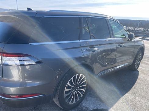 Used 2023 Lincoln Aviator Reserve w/ Elements Package Plus image 9