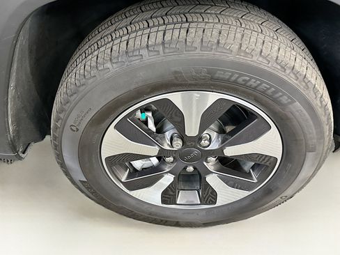Used 2024 Jeep Grand Cherokee Limited 4xe AWD/4WD image 11