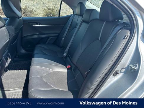 Used 2022 Toyota Camry XSE image 12