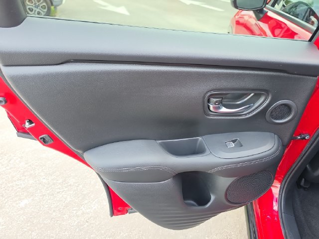 Used 2024 Honda HR-V EX-L image 12