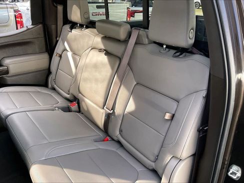 Used 2019 GMC Sierra 1500 SLT w/ SLT Premium Plus Package image 19