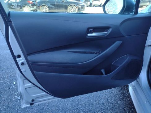 Used 2020 Toyota Corolla LE w/ LE Premium Package image 14