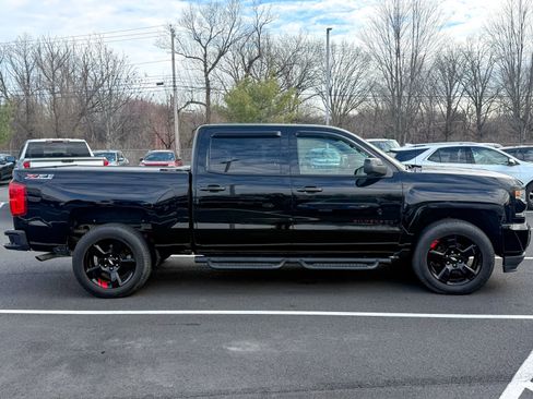 Used 2017 Chevrolet Silverado 1500 LTZ Z71 w/ Redline Edition image 8