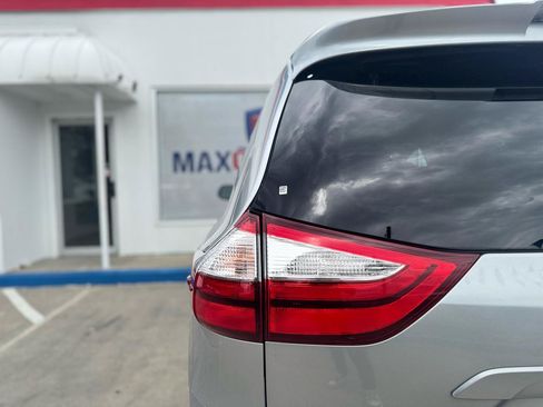 Used 2018 Toyota Sienna XLE FWD image 33