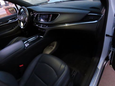 Used 2022 Buick Enclave Essence w/ Experience Buick Package image 10